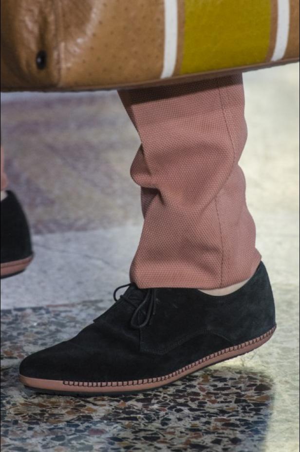 مجموعة “بوتيغا فينيتا” للأزياء لربيع وصيف 2018 !