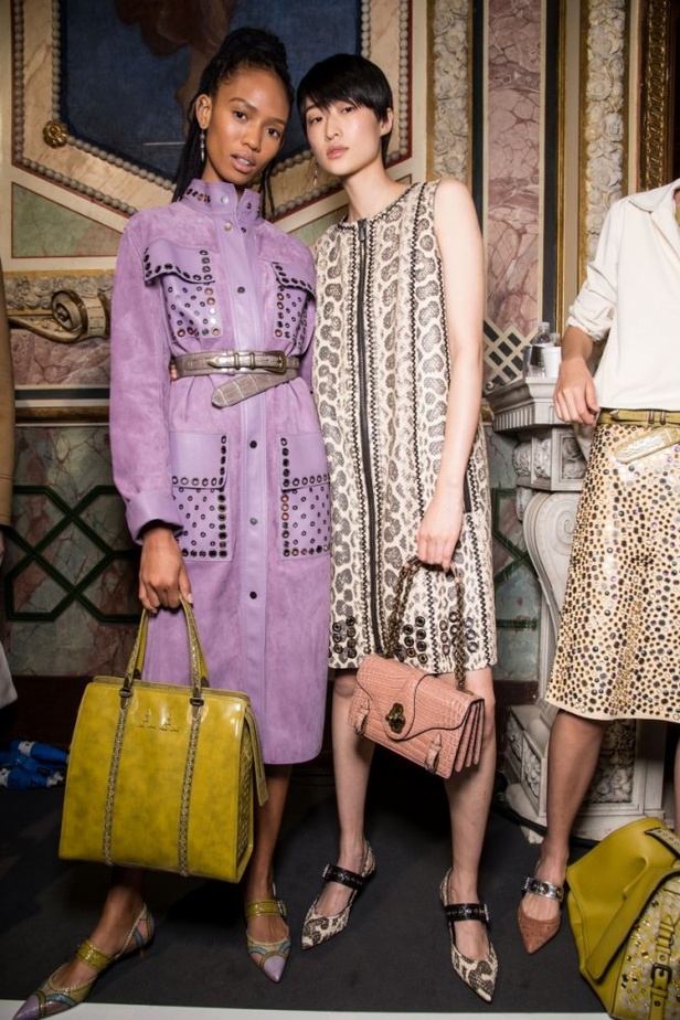 مجموعة “بوتيغا فينيتا” للأزياء لربيع وصيف 2018 !