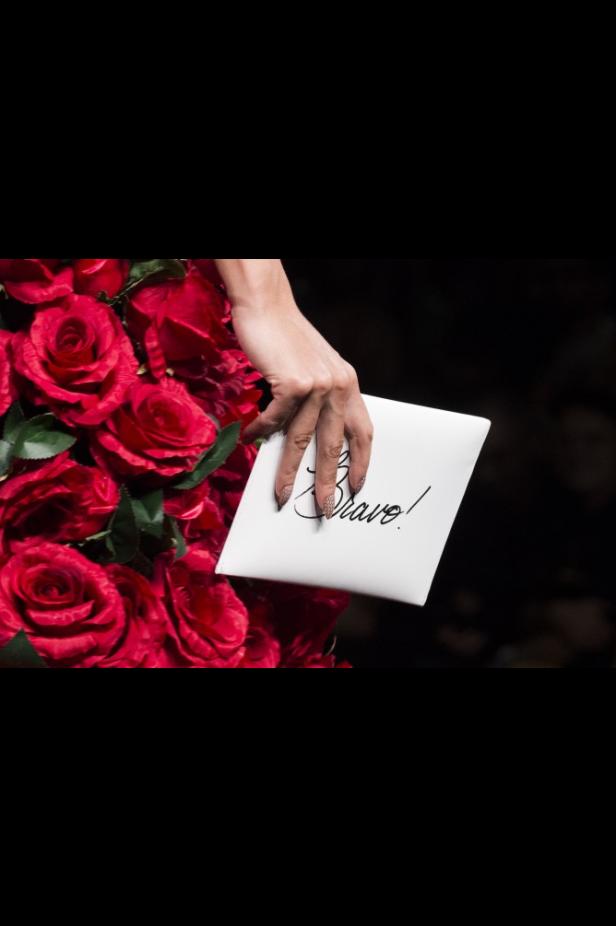 مجموعة Moschino لربيع وصيف 2018