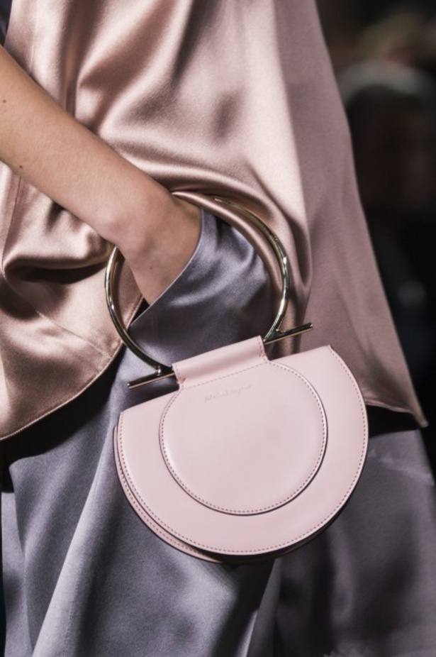 مجموعة "سلفاتوري فيراغامو" لموسم ربيع وصيف 2018