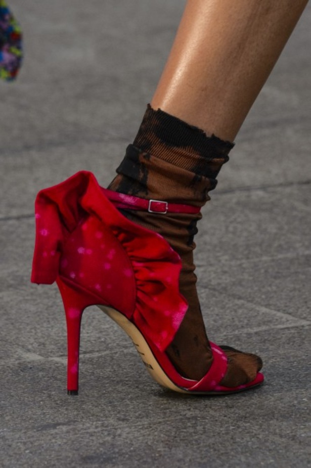 عرض أزياء MSGM لموسمي ربيع وصيف 2018 !