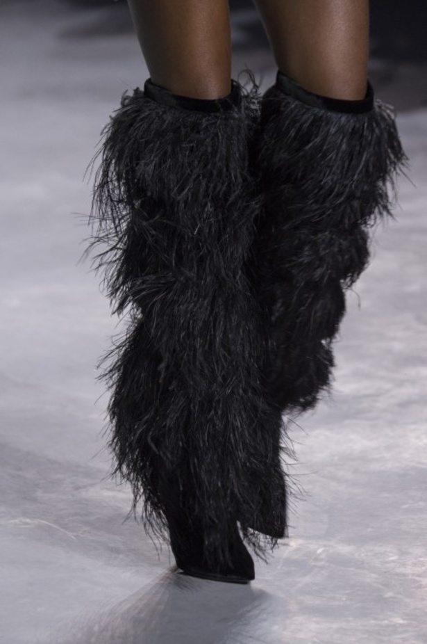 مجموعة Saint Laurent لموسمي ربيع وصيف 2018!