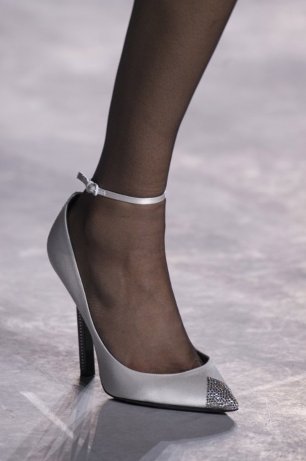 مجموعة Saint Laurent لموسمي ربيع وصيف 2018!