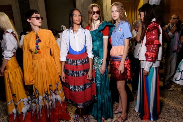 مجموعة ستيلا جان لموسم ربيع وصيف 2018