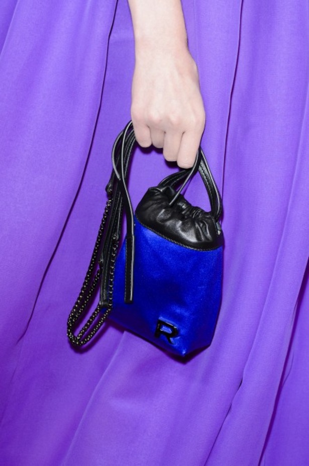 عرض روشاس لربيع وصيف 2018 باسبوع الموضة في باريس