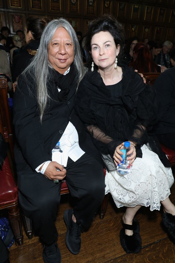 عرض روشاس لربيع وصيف 2018 باسبوع الموضة في باريس