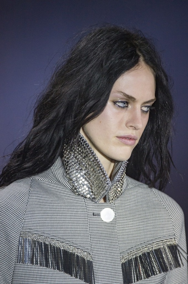 أناقة الأسود مع ألكسندر وانغ لخريف و شتاء 2017