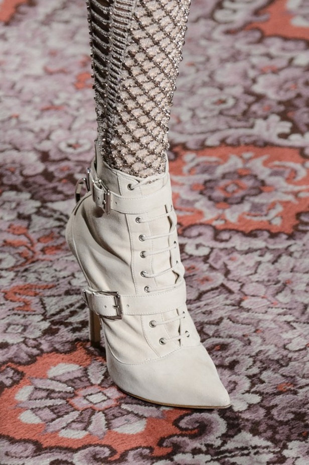 مجموعة جوليان ماكدونالد للألبسة الجاهزة لخريف و شتاء 2017