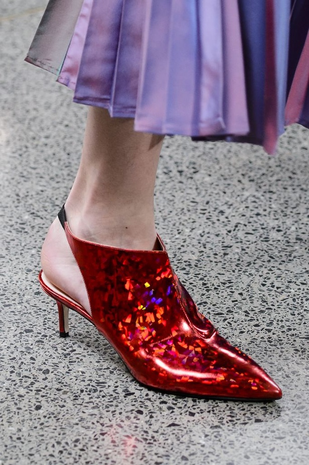 مجموعة كريستوفر كاين للألبسة الجاهزة لخريف و شتاء 2017