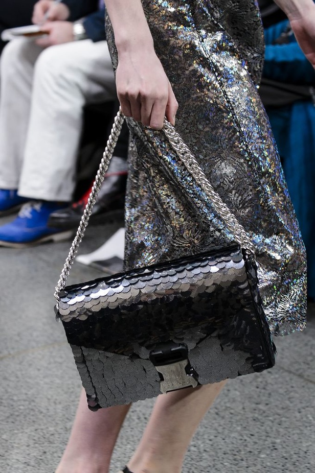 مجموعة كريستوفر كاين للألبسة الجاهزة لخريف و شتاء 2017