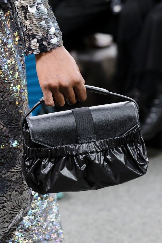 مجموعة كريستوفر كاين للألبسة الجاهزة لخريف و شتاء 2017