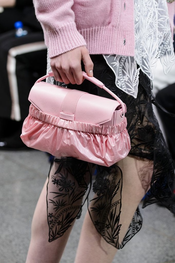 مجموعة كريستوفر كاين للألبسة الجاهزة لخريف و شتاء 2017