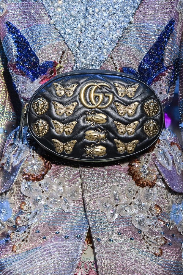 الازياء المشجرة بالوان مبهجة احدث موضة من دار غوتشي في شتاء 2018