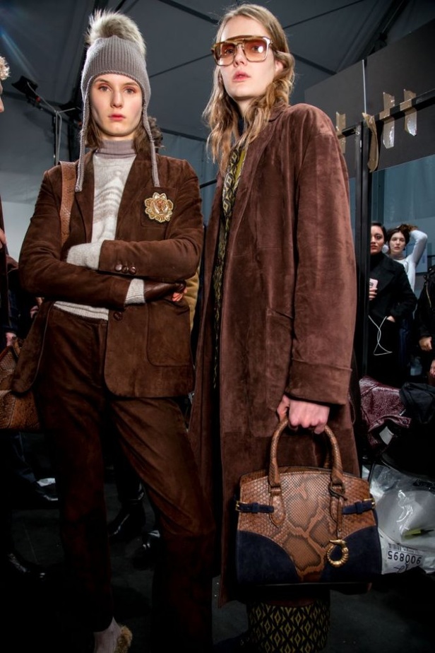 عرض أزياء Trussardi لخريف وشتاء ٢٠١٧!