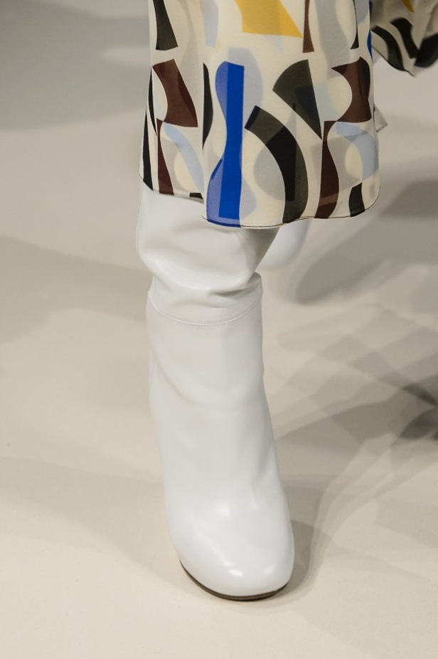 مجموعة فيكتوريا بيكهام للألبسة الجاهزة لخريف و شتاء 2017