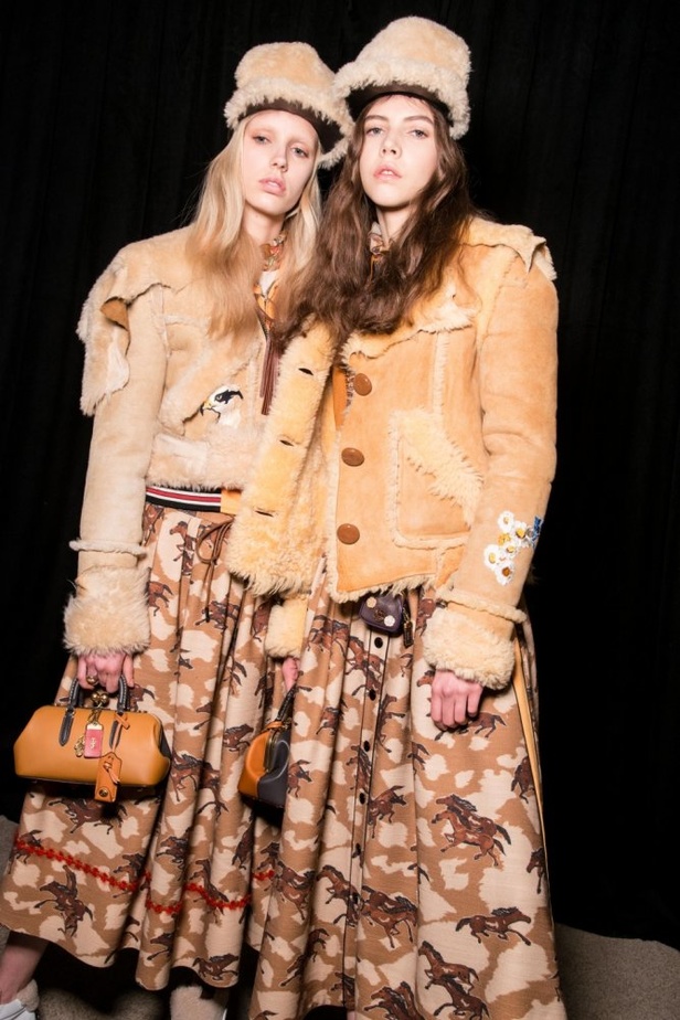 مجموعة Coach 1941  للأزياء الجاهزة  لخريف وشتاء ٢٠١٧ !