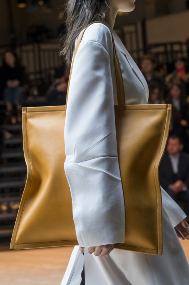 Céline  تطلق مجموعة خريف وشتاء 2017