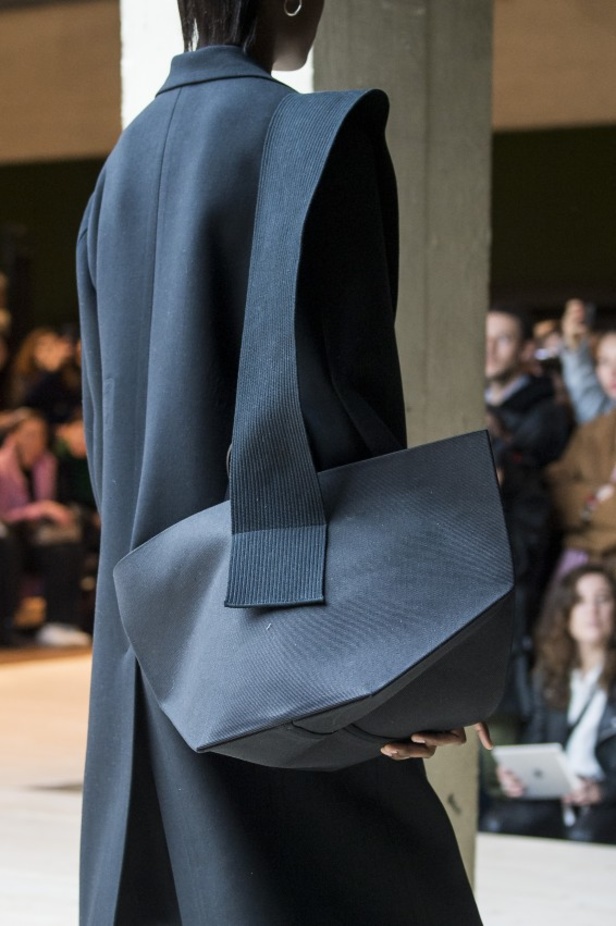 Céline  تطلق مجموعة خريف وشتاء 2017