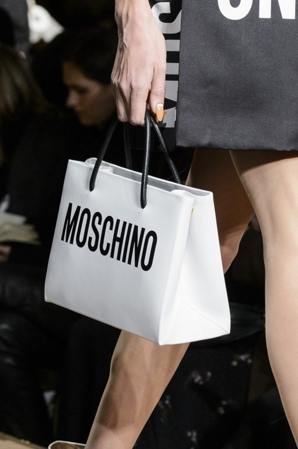 مجموعة "موسكينو" لموسم خريف وشتاء 2017-2018