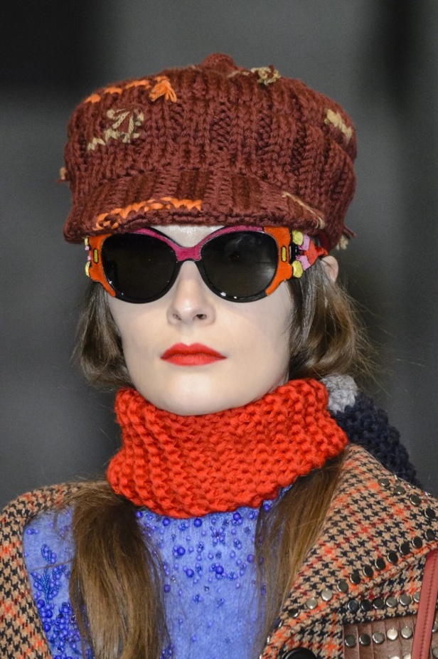 عرض أزياء Prada لخريف ٢٠١٧ !