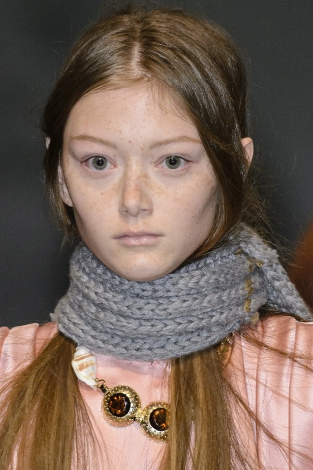 عرض أزياء Prada لخريف ٢٠١٧ !