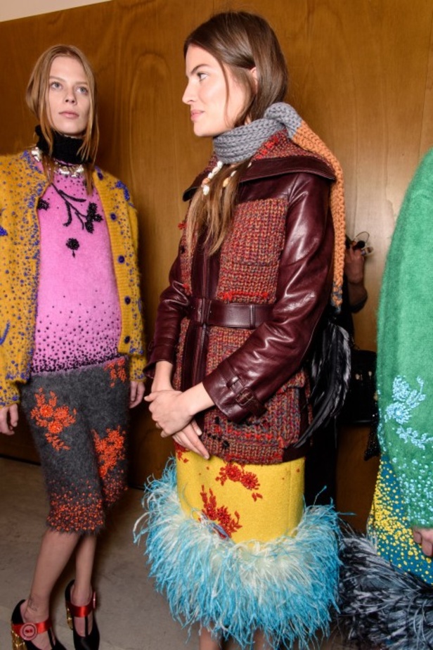 عرض أزياء Prada لخريف ٢٠١٧ !