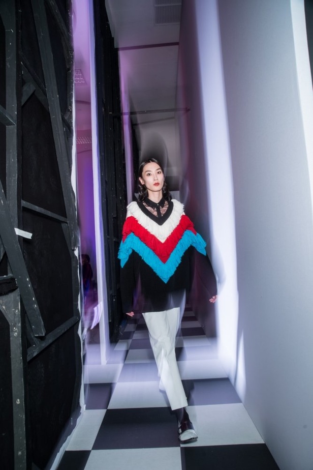 عرض أزياء Msgm لخريف وشتاء 2017