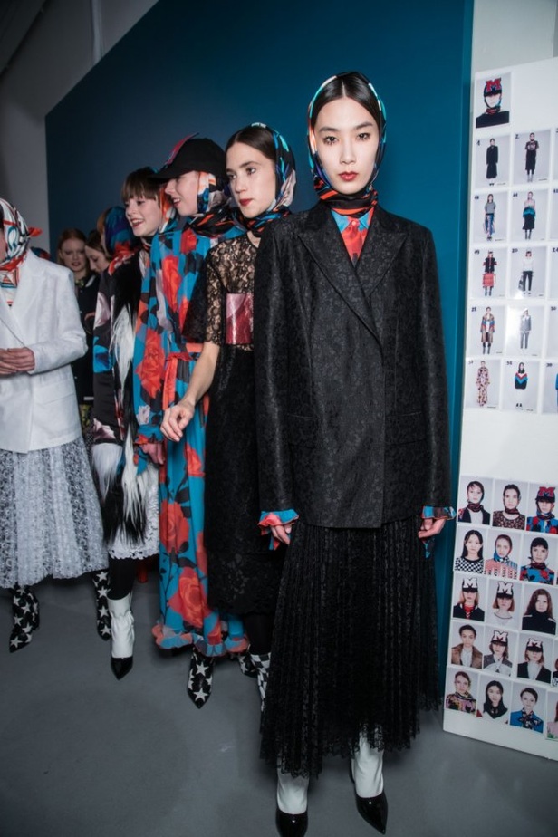 عرض أزياء Msgm لخريف وشتاء 2017