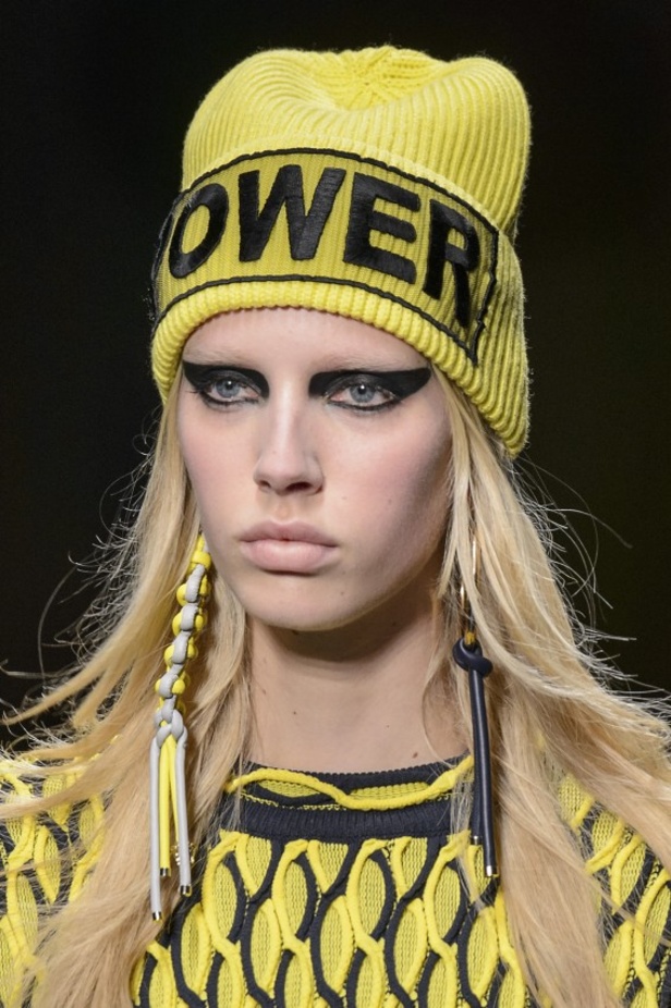 مجموعة "فيرساتشي" لموسم خريف وشتاء 2017-2018