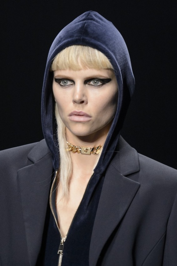 مجموعة "فيرساتشي" لموسم خريف وشتاء 2017-2018