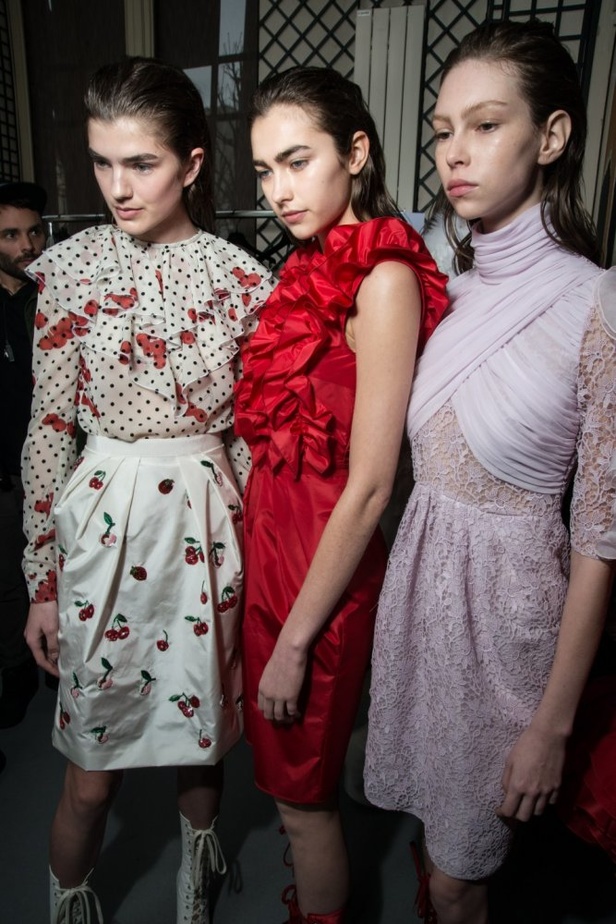 مجموعة جيامباتيستا فالي Giambattista Valli لخريف وشتاء 2017