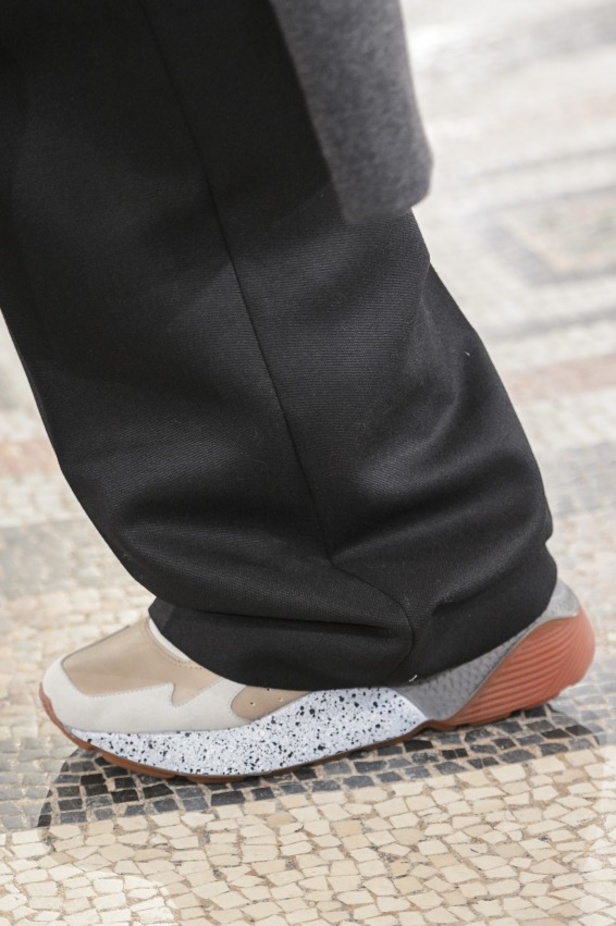 عرض أزياء ستيلا مكارتني لموسم خريف وشتاء 2017