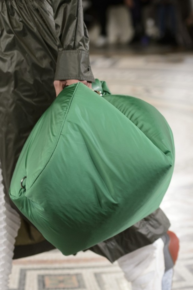 عرض أزياء ستيلا مكارتني لموسم خريف وشتاء 2017