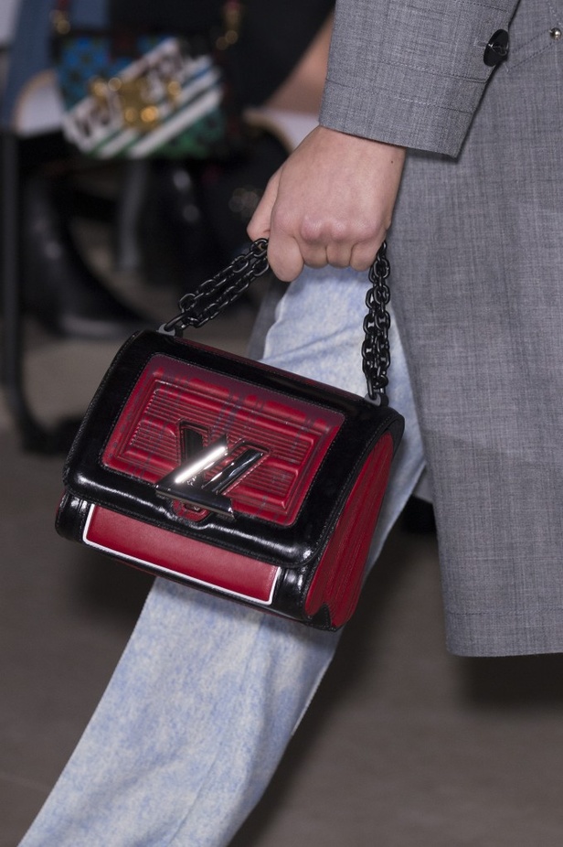 مجموعةلوي فيتون Louis Vuittonلخريف وشتاء 2017