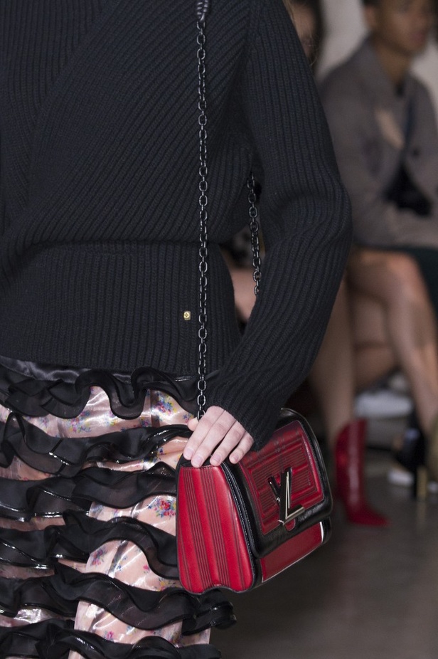 مجموعةلوي فيتون Louis Vuittonلخريف وشتاء 2017