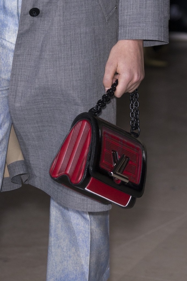 مجموعةلوي فيتون Louis Vuittonلخريف وشتاء 2017