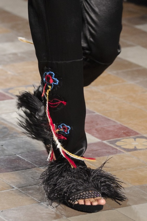 عرض أزياء سونيا ريكيل لموسم خريف وشتاء 2017