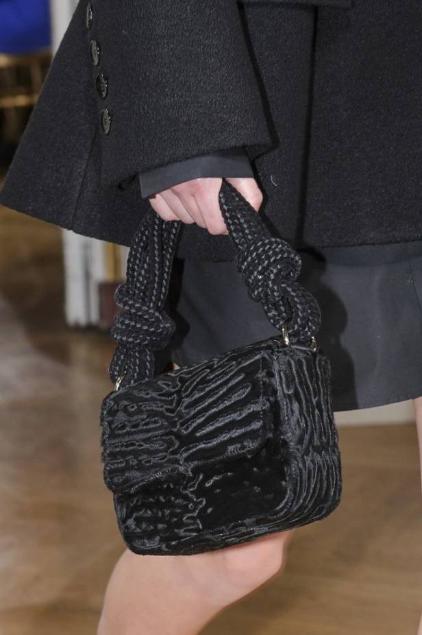 مجموعة جون غاليانو لموسم خريف وشتاء 2017-2018