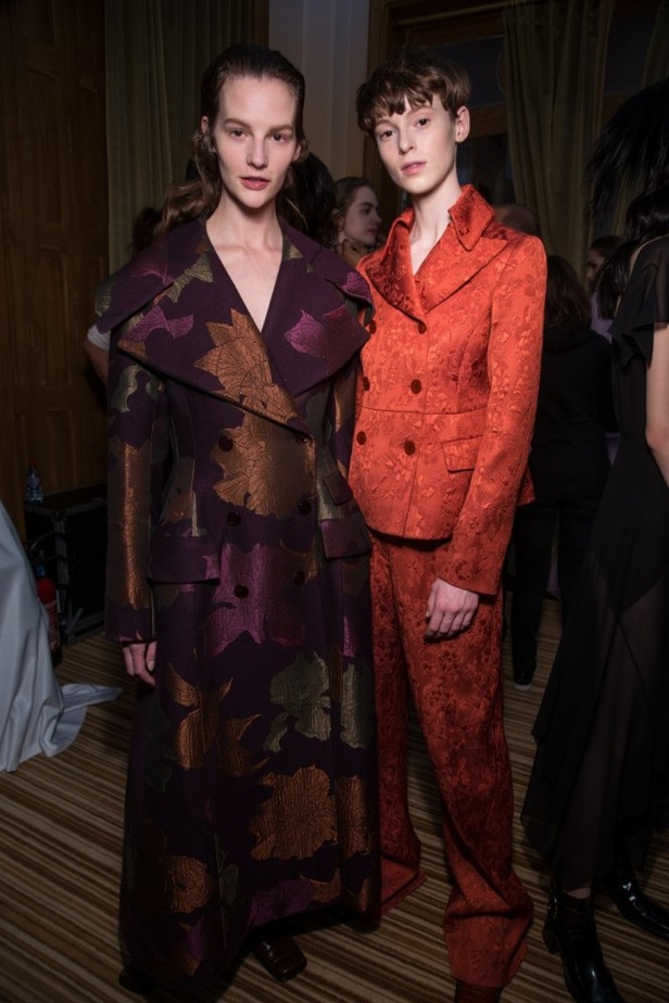 مجموعة جون غاليانو لموسم خريف وشتاء 2017-2018