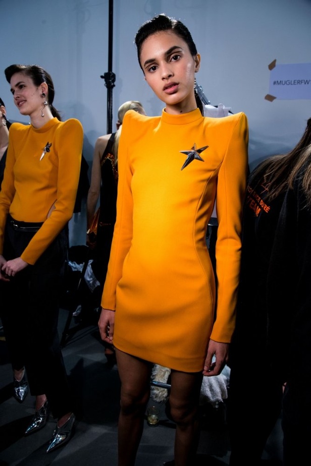 عرض أزياء موغلر لموسم خريف وشتاء 2017