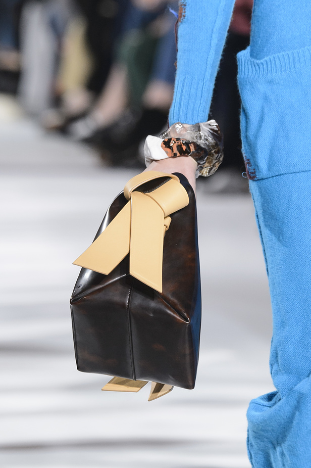 مجموعةAcne Studios  لخريف وشتاء 2017