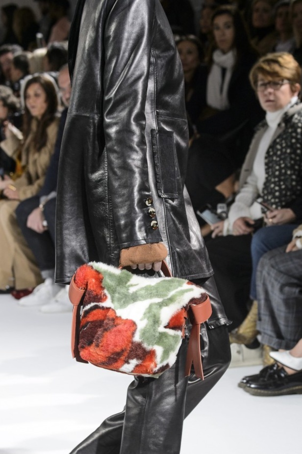 مجموعةAcne Studios  لخريف وشتاء 2017