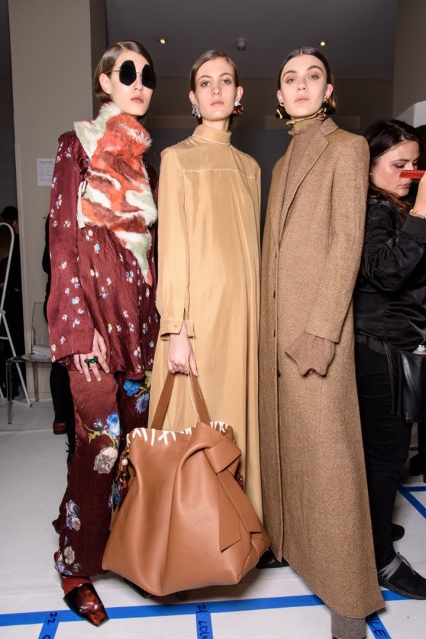 مجموعةAcne Studios  لخريف وشتاء 2017