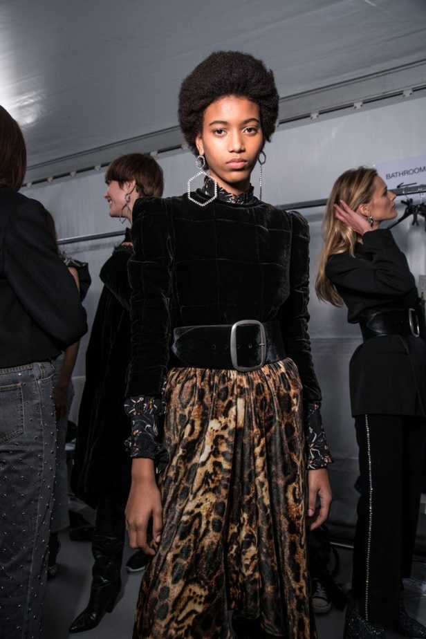 عرض أزياء إيزابيل ماران لخريف وشتاء 2017