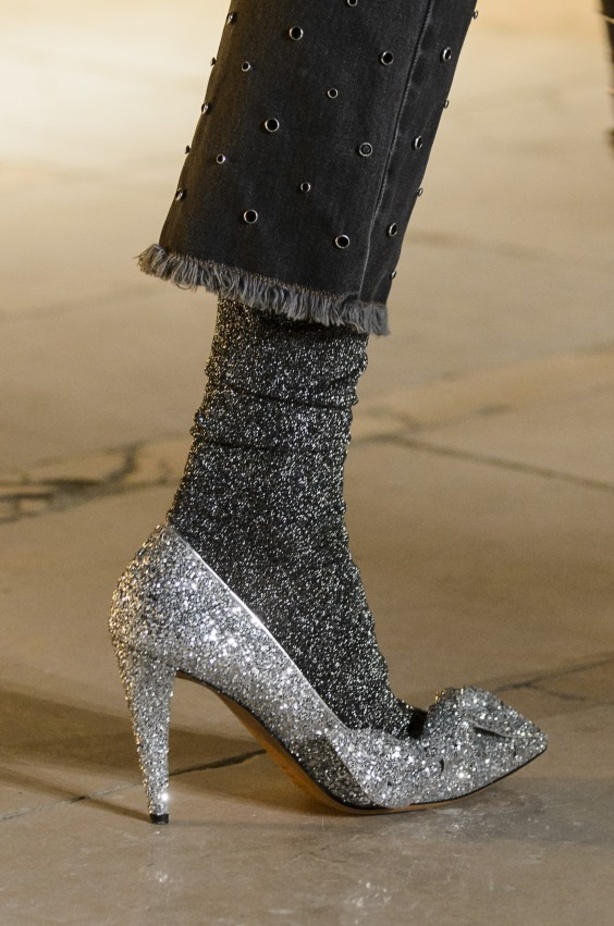 عرض أزياء إيزابيل ماران لخريف وشتاء 2017