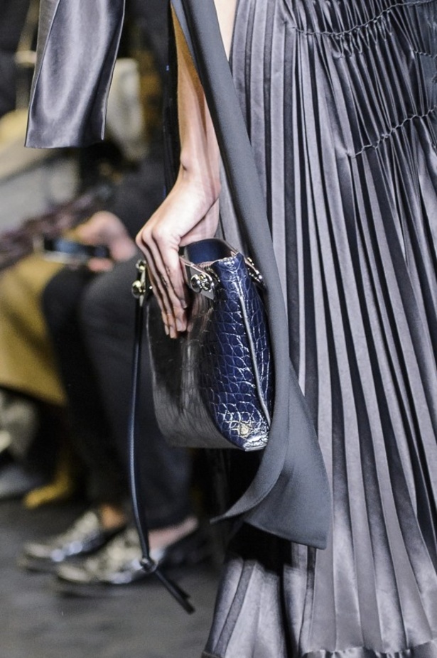 مجموعة لويفي Loewe لخريف وشتاء 2017