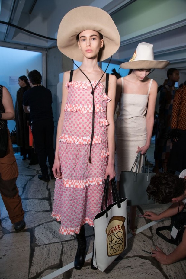 مجموعة لويفي Loewe لخريف وشتاء 2017