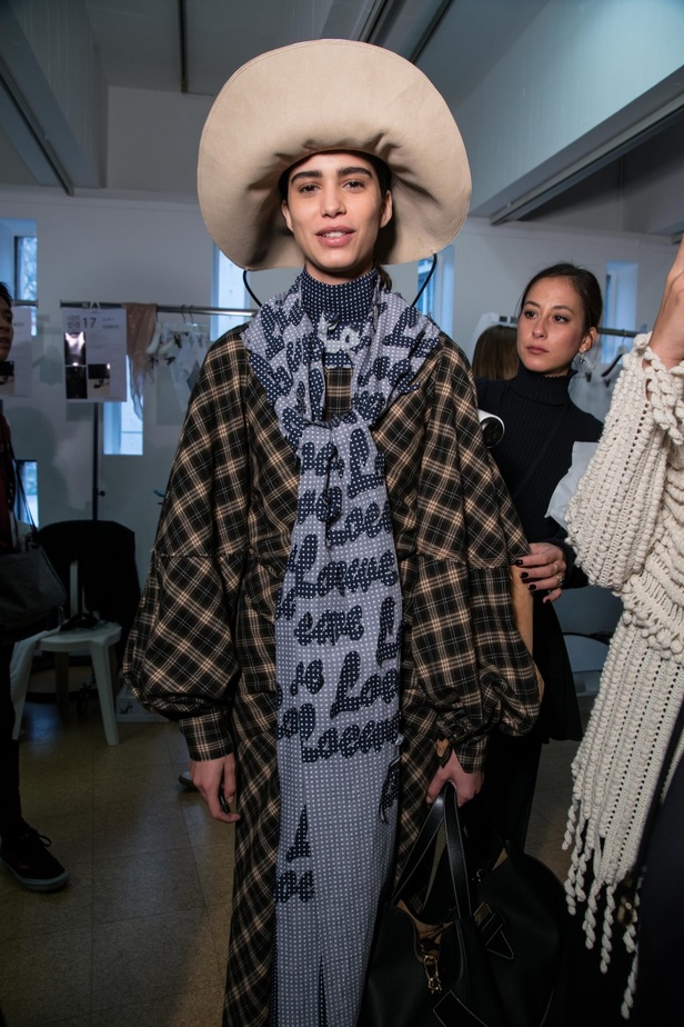 عرض أزياء باسكال ميليه لموسم خريف وشتاء 2017-2018