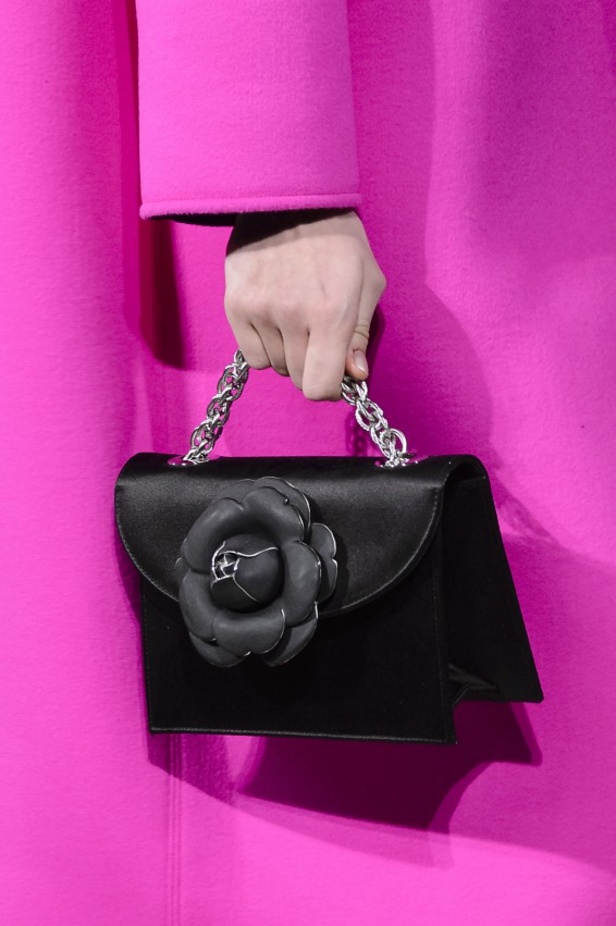 مجموعة اوسكار دي لارنتا لخريف 2017