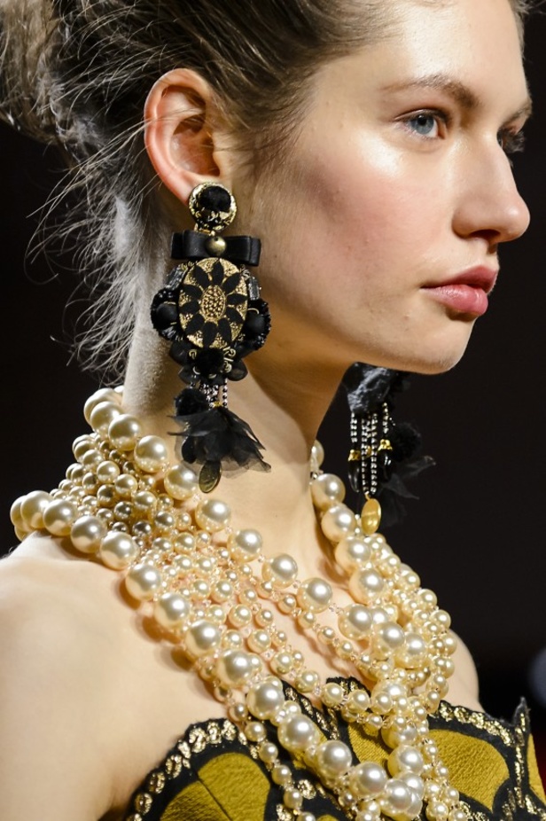 عرض أزياء نعيم خان لخريف وشتاء 2017